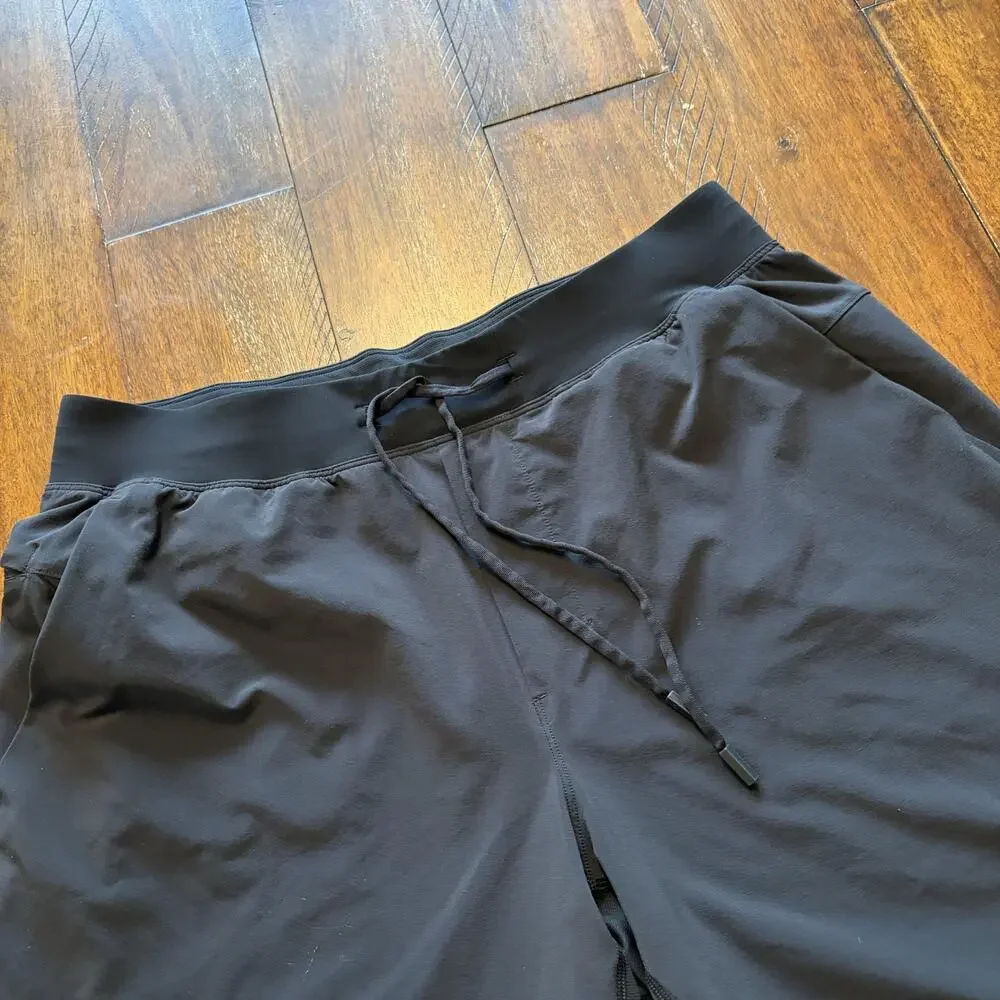 Lululemon Shorts Mens Large Black 10 Inseam Athletic Running Gym Training - Picture 3 of 11